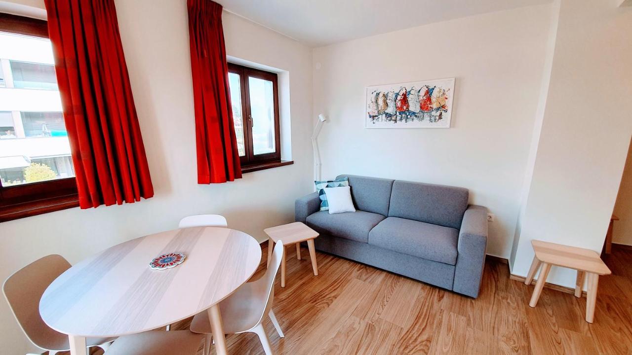 Lägenhet Luxury - Few Minutes From The Sea Poreč